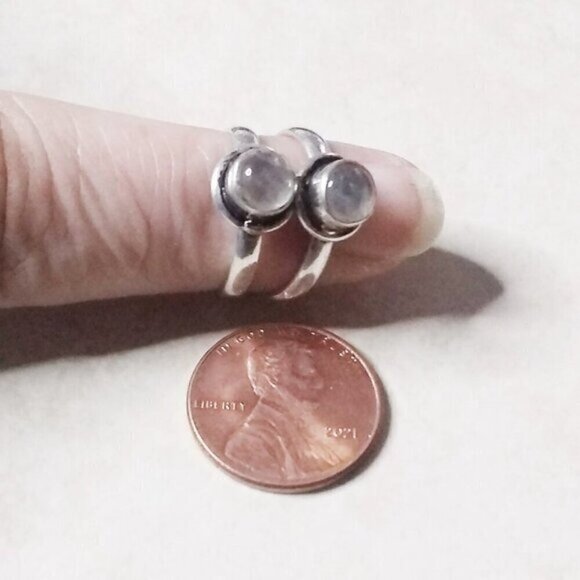 Palest Rose Quartz Cabochon - Midi Ring - Toe Ring - Child's - Adjustable 3.5+++ - Picture 1 of 8
